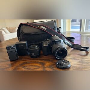 Canon REBEL T6 Black DSLR Camera Set with Accessories